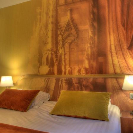 Hotel Cathedrale Strasbourg Szoba fotó