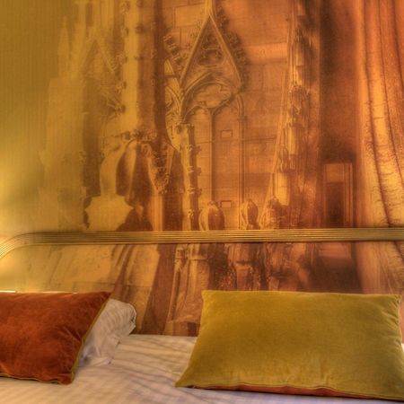 Hotel Cathedrale Strasbourg Szoba fotó