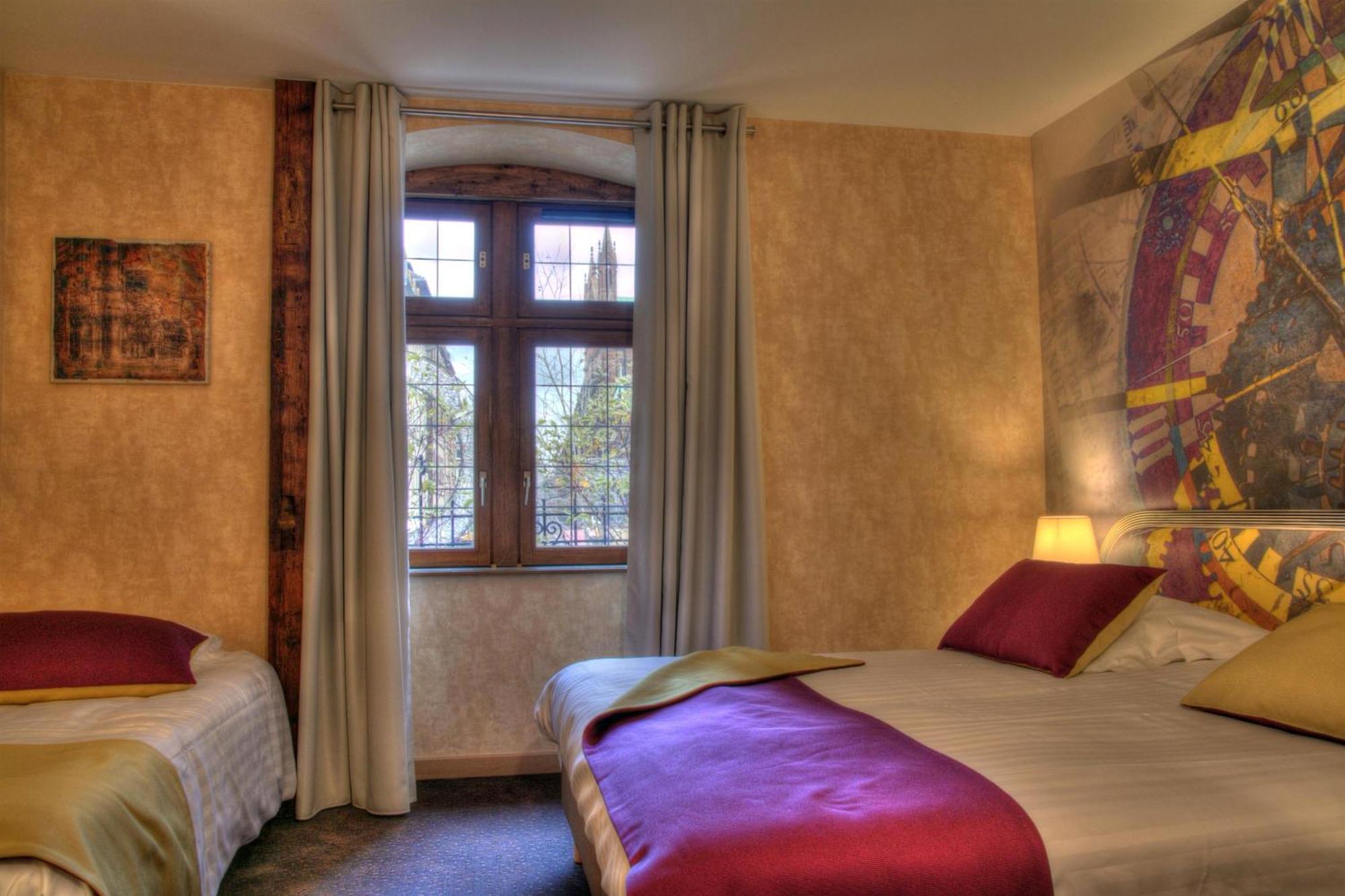 Hotel Cathedrale Strasbourg Szoba fotó